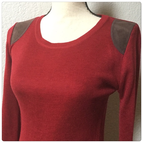 Red MiNi Dress - Picture 2 of 4